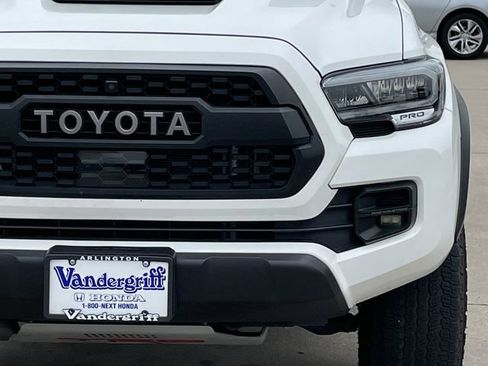 Used 2023 Toyota Tacoma TRD Pro AWD/4WD image 9