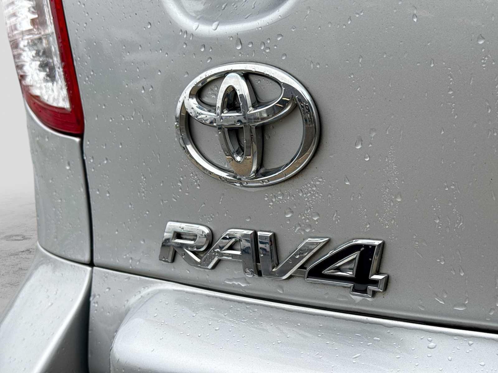 Used 2011 Toyota RAV4 4WD w/ Base L4 Extra Value Pkg image 12