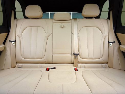 Used 2020 BMW X5 xDrive40i w/ Convenience Package image 41