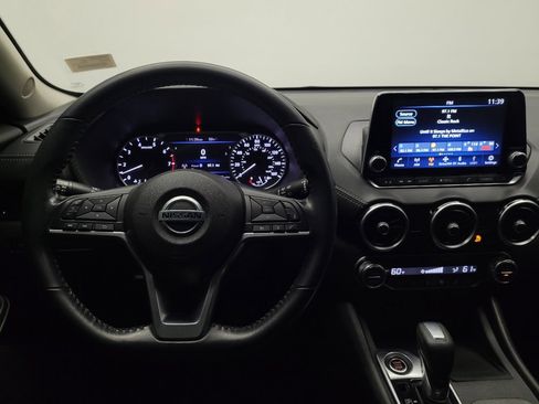 Used 2021 Nissan Sentra SV FWD image 22