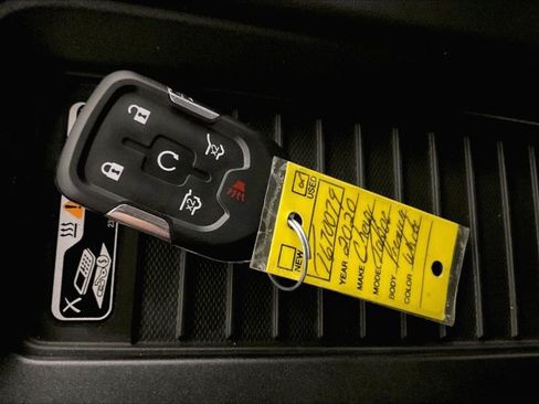 Used 2020 Chevrolet Tahoe Premier AWD/4WD image 11