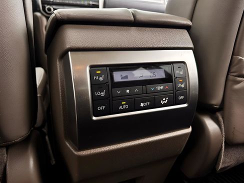 Used 2022 Lexus GX 460 Premium AWD/4WD image 21