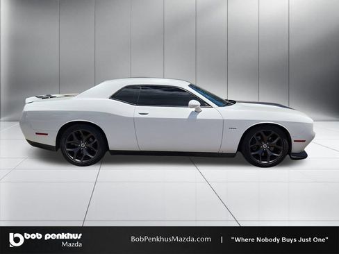 Used 2019 Dodge Challenger R/T RWD image 24