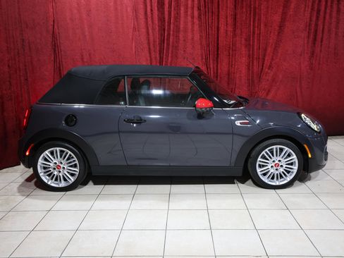 Used 2019 MINI Cooper S w/ Premium Package FWD image 9