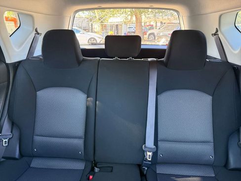 Used 2025 Kia Soul LX w/ LX Technology Package image 32