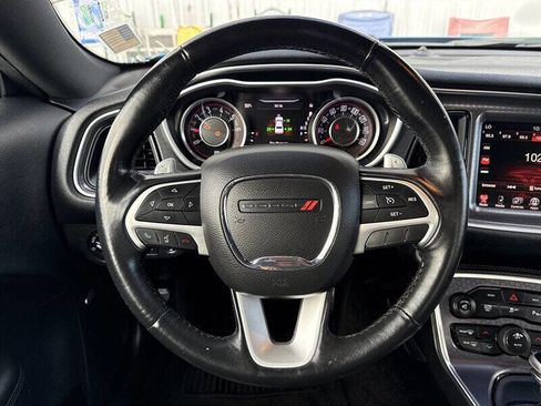 Used 2015 Dodge Challenger SXT Plus image 19