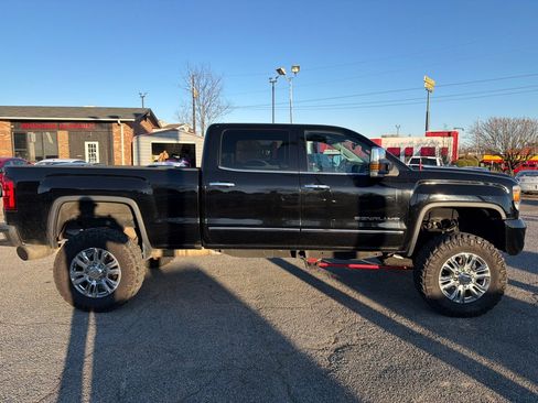 Used 2016 GMC Sierra 2500 Denali image 7