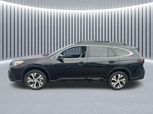 Used 2022 Subaru Outback Limited AWD/4WD image 5