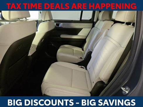 Certified 2025 Hyundai Santa Fe Calligraphy image 11