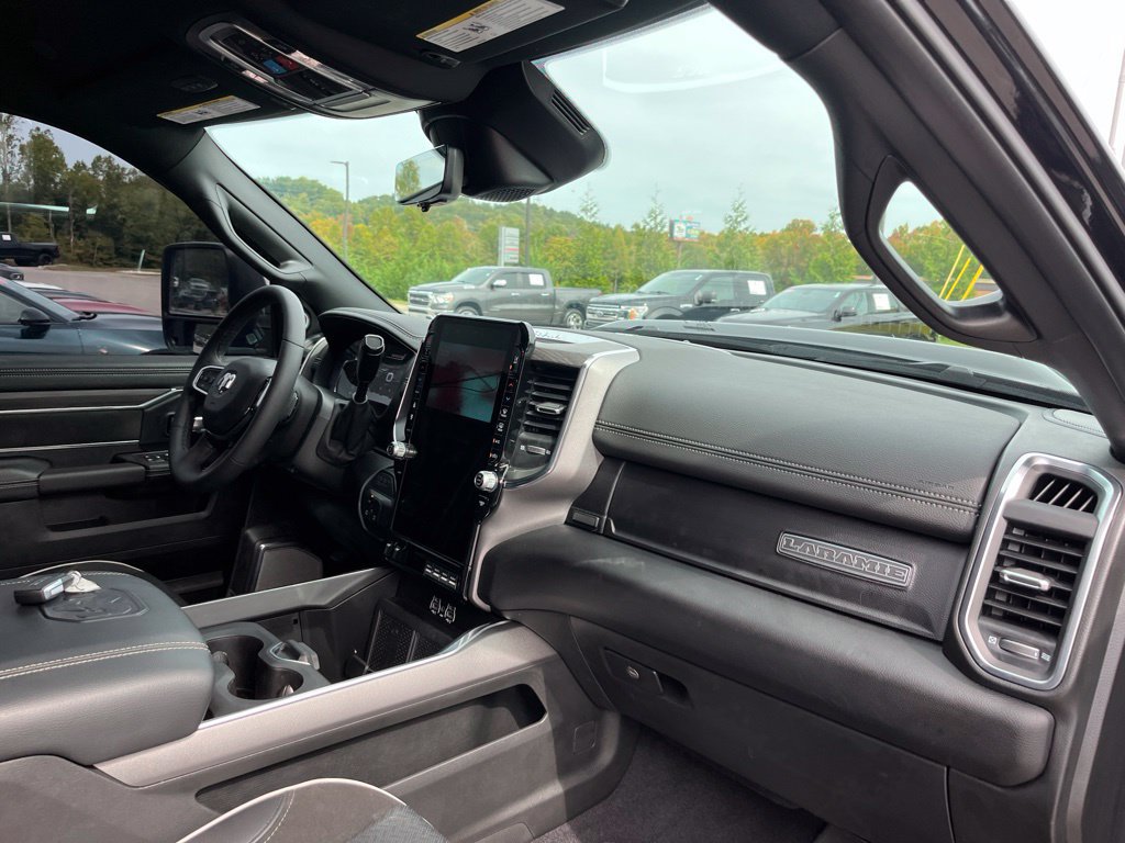 Used 2026 RAM 2500 Laramie AWD/4WD image 11