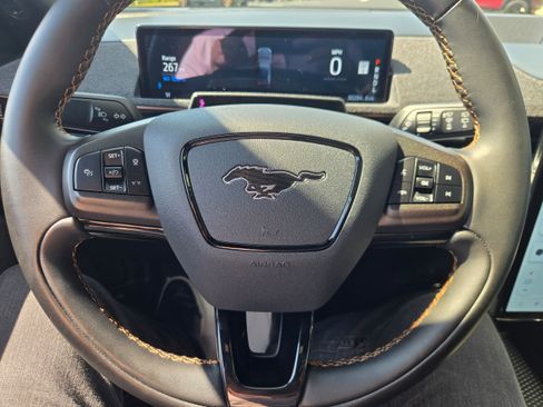 Certified 2023 Ford Mustang Mach-E GT image 17