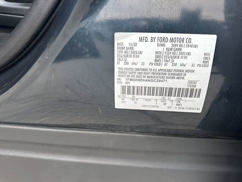 Used 2022 Ford Explorer XLT w/ Equipment Group 202A image 36