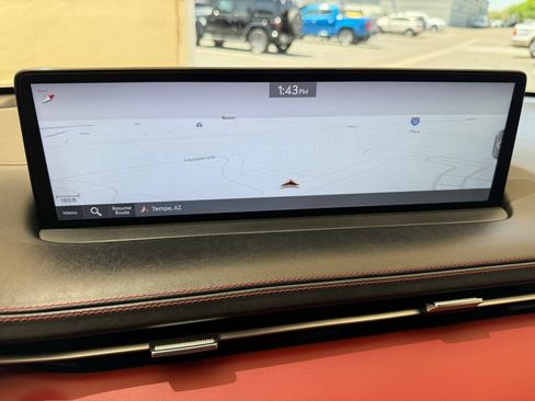 Used 2022 Genesis GV70 3.5T Sport w/ Sport Advanced Package AWD/4WD image 43