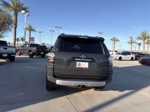 Certified 2024 Toyota 4Runner TRD Off-Road Premium w/ Moonroof Package AWD/4WD image 6