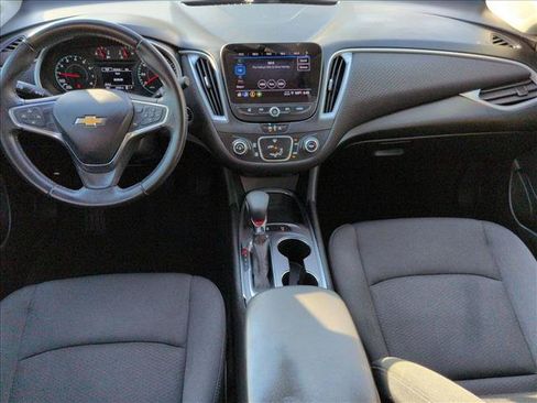 Used 2021 Chevrolet Malibu RS FWD image 22