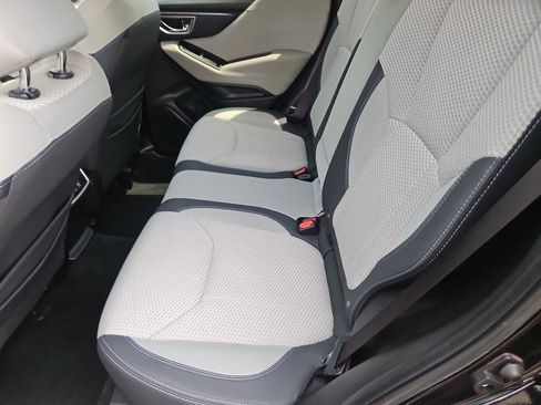 Used 2019 Subaru Forester Premium AWD/4WD image 22