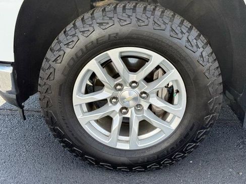 Used 2019 Chevrolet Silverado 1500 LT w/ All-Star Edition image 18