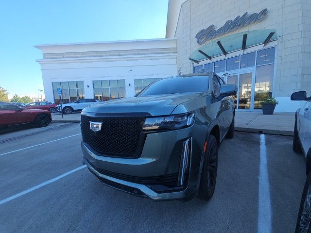 Certified 2024 Cadillac Escalade Sport Platinum w/ LPO, ONYX Package AWD/4WD image 1