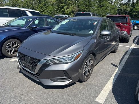 Used 2020 Nissan Sentra SV FWD image 2