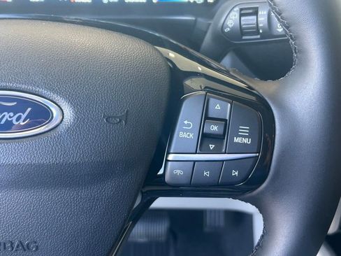 Certified 2024 Ford Escape SE w/ PHEV Premium Package image 41