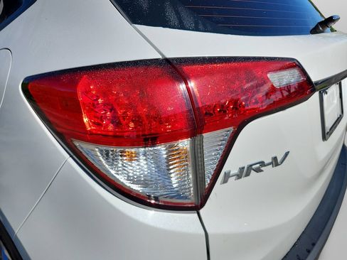 Certified 2022 Honda HR-V LX image 15