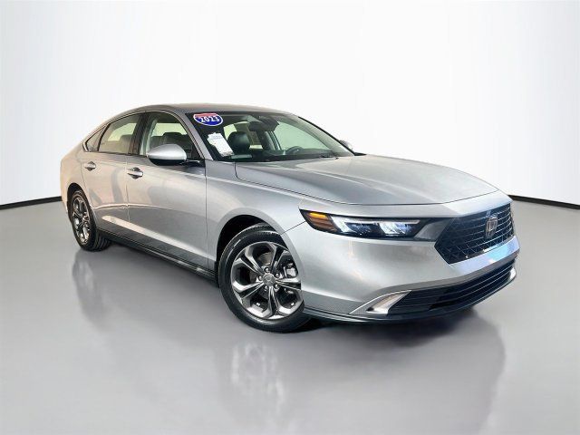 Used 2023 Honda Accord EX image 2