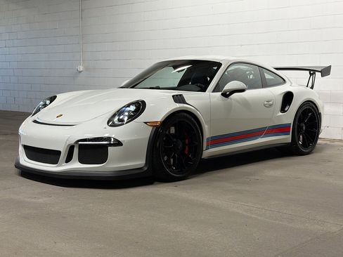 Used 2016 Porsche 911 GT3 RS image 1