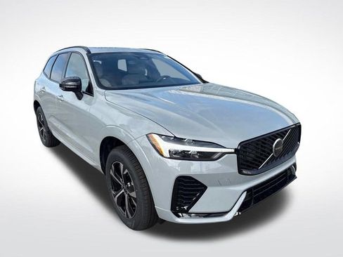 New 2026 Volvo XC60 B5 Core image 1