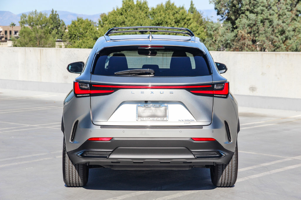 Certified 2025 Lexus NX 350h AWD w/ Cold Area Package image 6