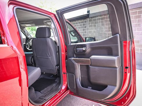 Used 2022 Chevrolet Silverado 1500 RST AWD/4WD image 15