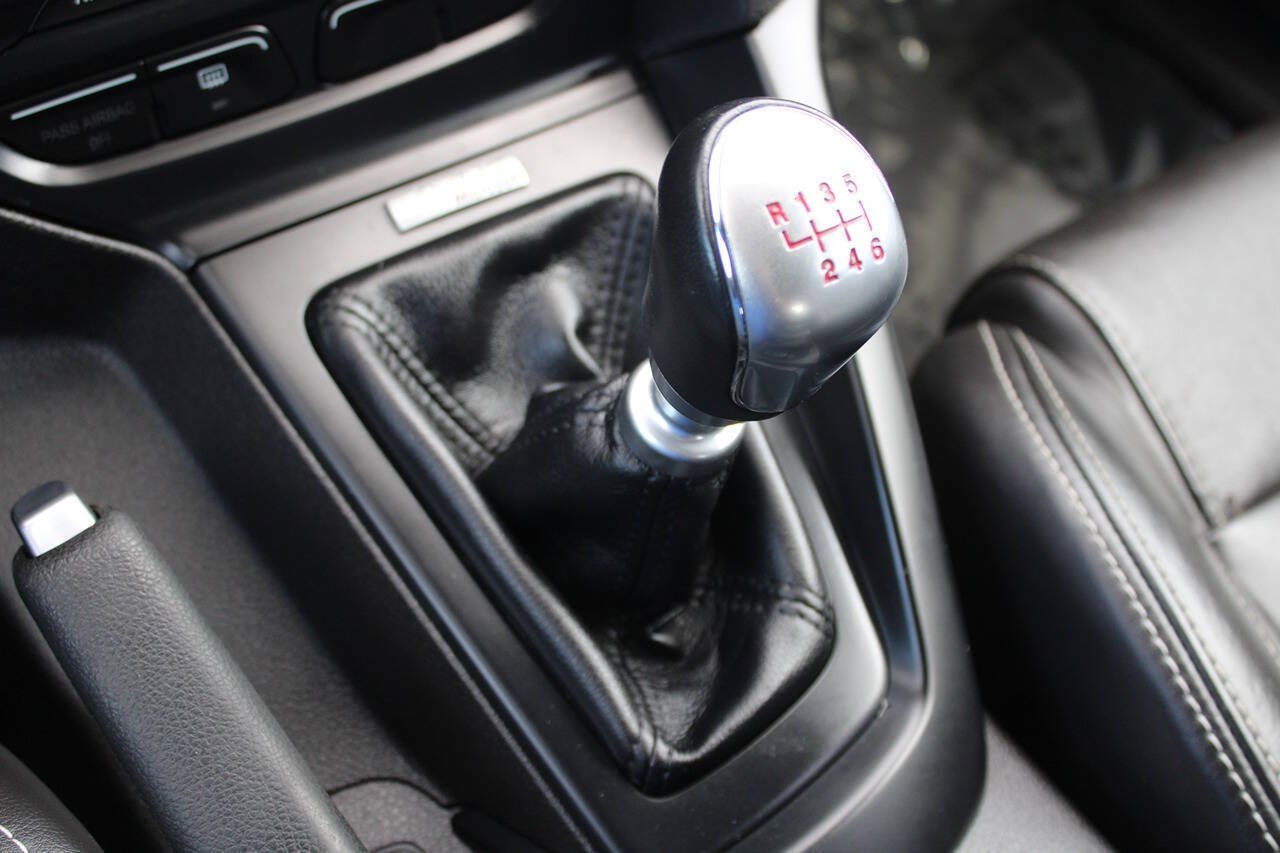 Used 2014 Ford Focus ST w/ Equipment Group 202A FWD image 31