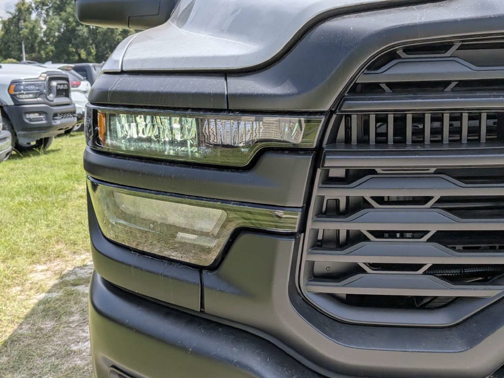 New 2026 RAM 2500 Tradesman AWD/4WD image 10