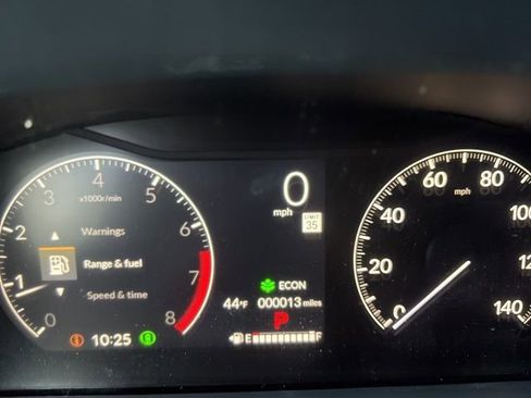 New 2025 Honda Pilot TrailSport image 16