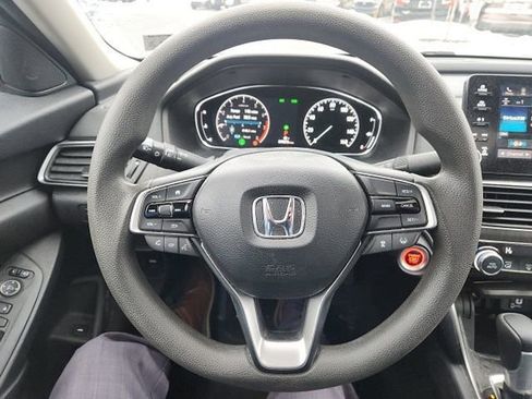Used 2018 Honda Accord EX image 20