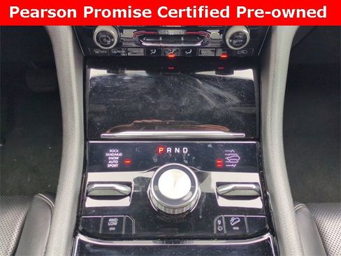 Used 2022 Jeep Grand Cherokee Overland w/ Luxury Tech Group IV image 19