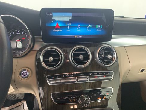 Used 2019 Mercedes-Benz C 300 Coupe w/ Premium Package image 26