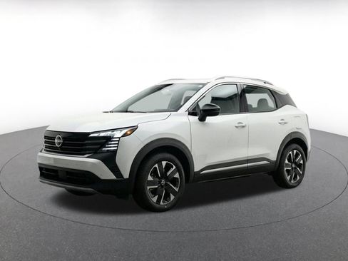 Used 2026 Nissan Kicks SV w/ Cold Weather Package AWD/4WD image 3
