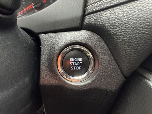 Used 2019 Toyota RAV4 XLE Premium FWD image 23