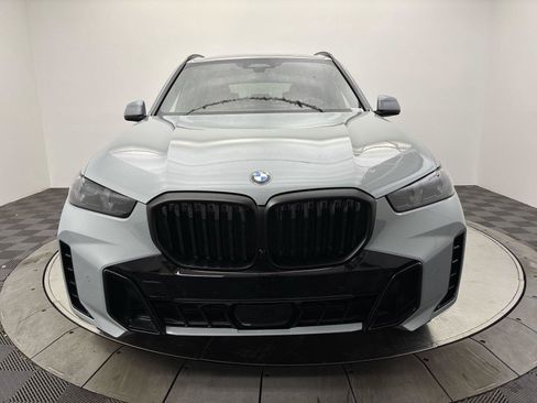 New 2026 BMW X5 xDrive40i w/ M Sport Package AWD/4WD image 14