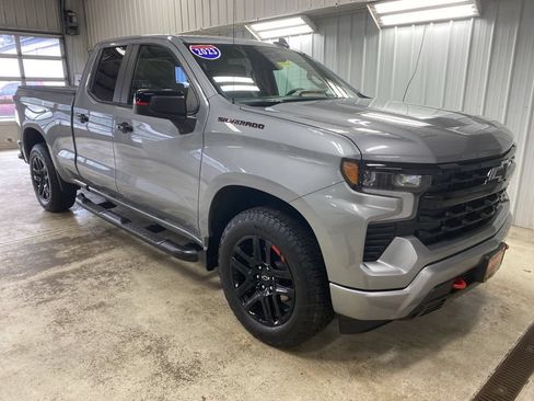 Certified 2023 Chevrolet Silverado 1500 RST w/ Redline Edition AWD/4WD image 4