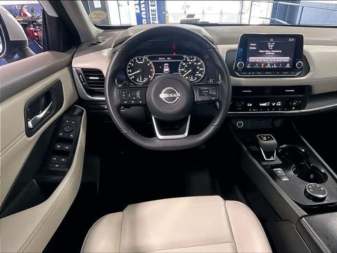Used 2023 Nissan Rogue SV w/ SV Premium B Package AWD/4WD image 18