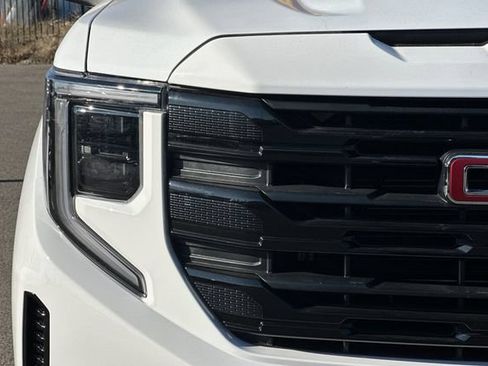 Used 2025 GMC Sierra 1500 Elevation AWD/4WD image 46