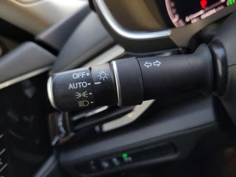 Used 2023 Acura MDX SH-AWD w/ Technology Package image 34