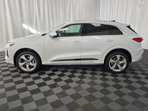 New 2025 Audi Q5 Premium Plus image 3