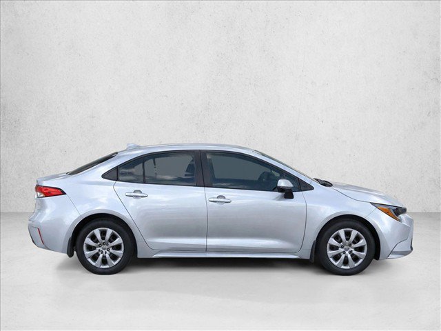 Used 2025 Toyota Corolla LE FWD image 8