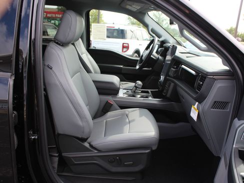 New 2025 Ford F150 Lightning Flash AWD/4WD image 12