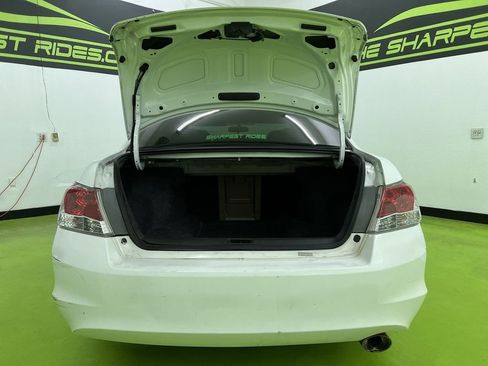 Used 2012 Honda Accord LX image 9
