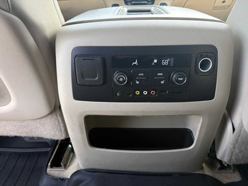 Used 2016 GMC Yukon Denali w/ Open Road Package AWD/4WD image 34