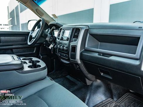 Used 2015 RAM 2500 Tradesman w/ Chrome Appearance Group image 22