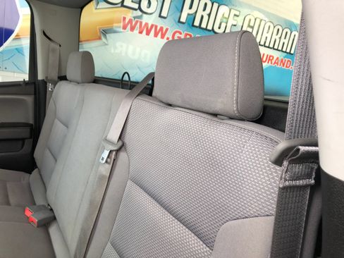 Used 2015 Chevrolet Silverado 2500 W/T w/ WT Convenience Package AWD/4WD image 10